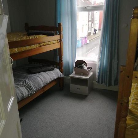 Westcott Road Home Liverpool Extérieur photo