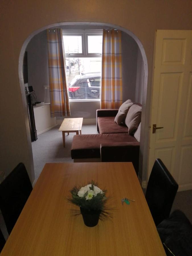 Westcott Road Home Liverpool Extérieur photo